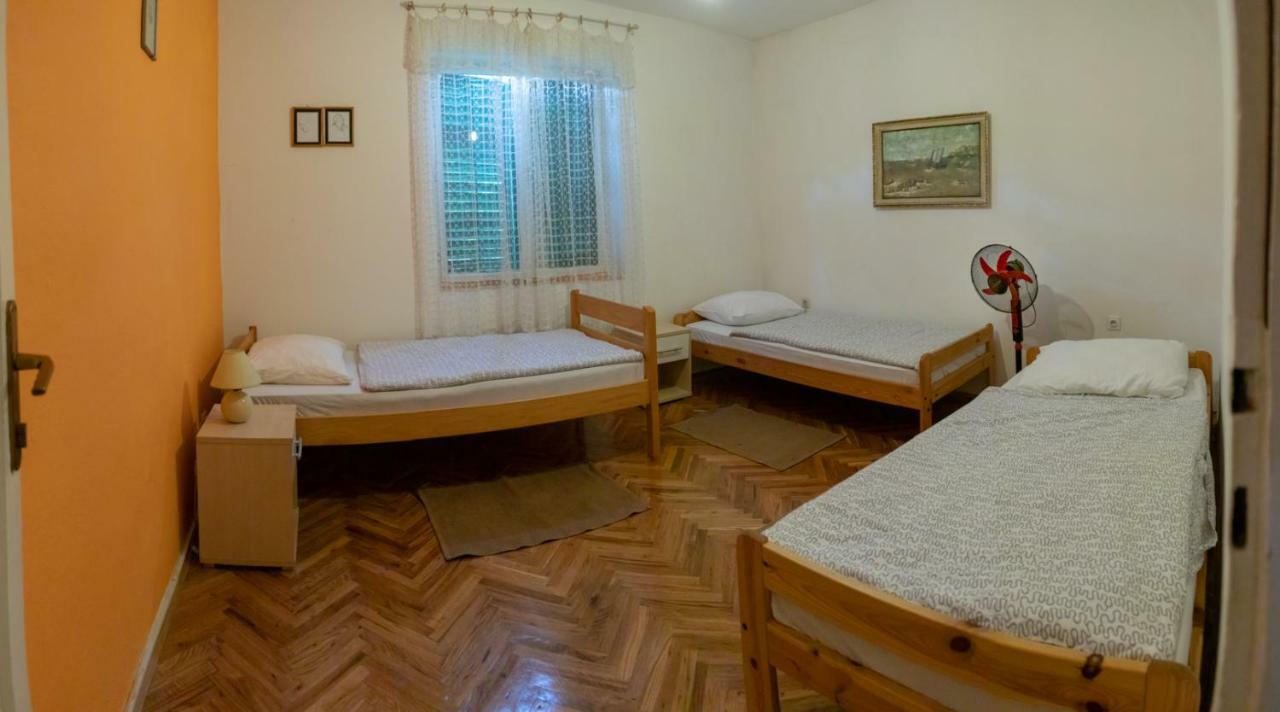 Green Hostel Zadar Extérieur photo