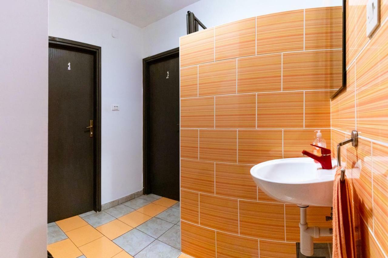 Green Hostel Zadar Extérieur photo