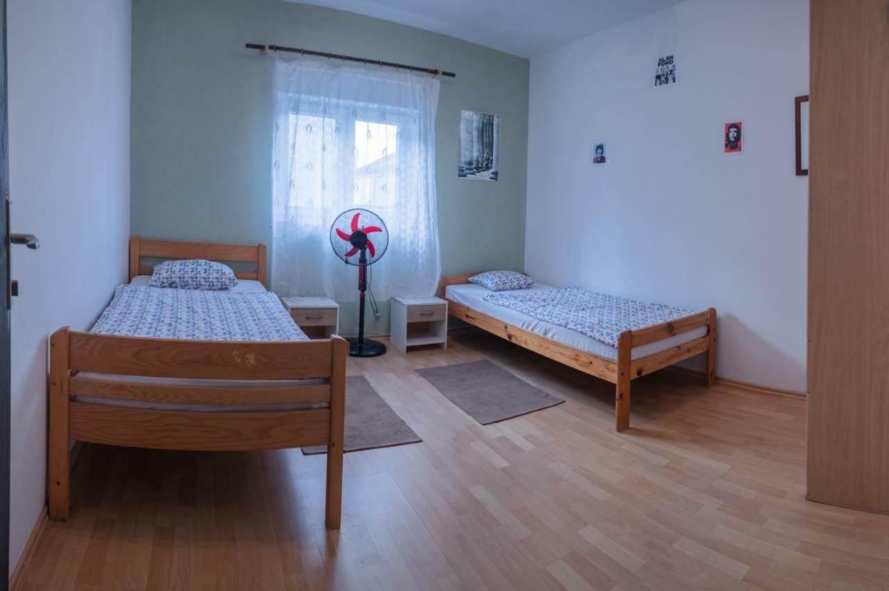 Green Hostel Zadar Extérieur photo