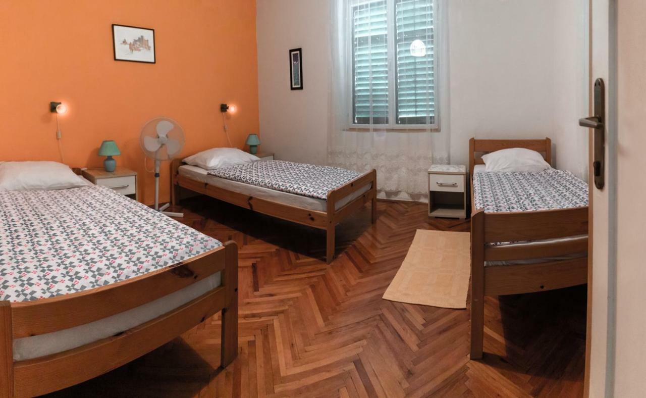 Green Hostel Zadar Extérieur photo