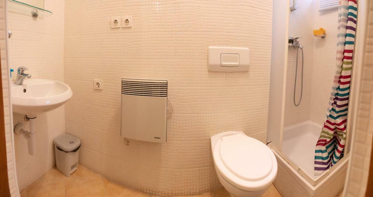 Green Hostel Zadar Extérieur photo