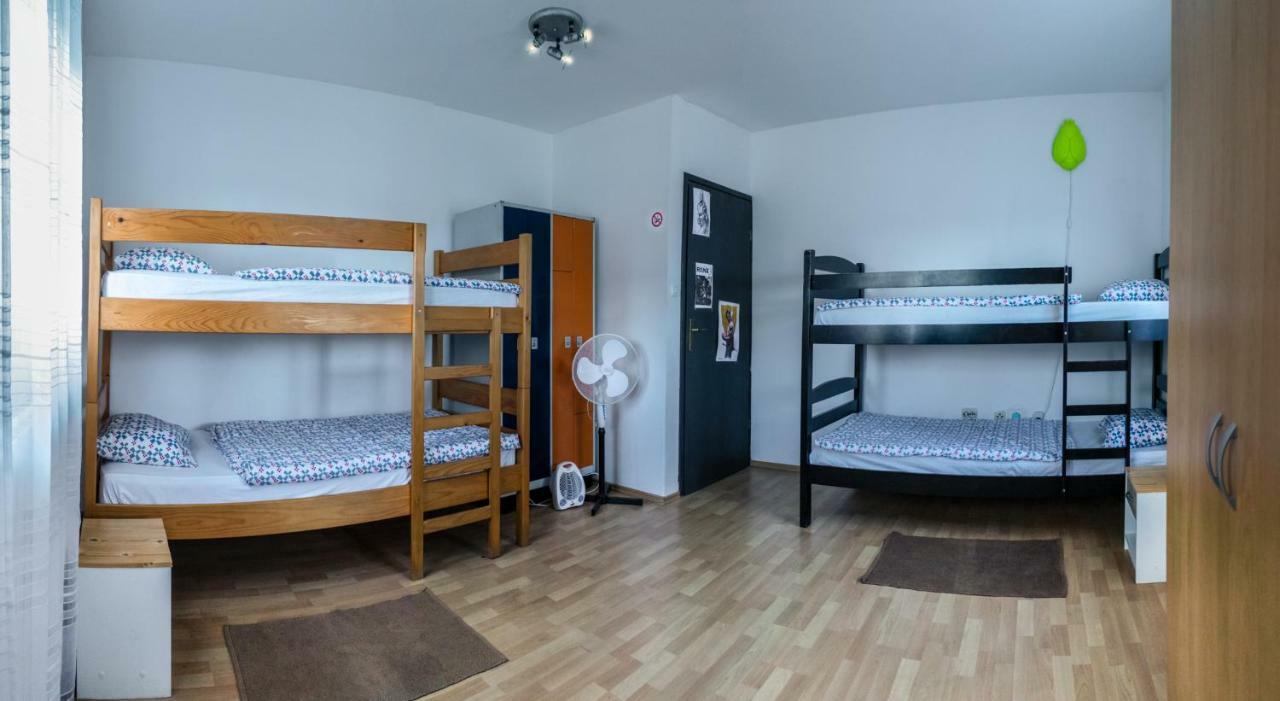 Green Hostel Zadar Extérieur photo